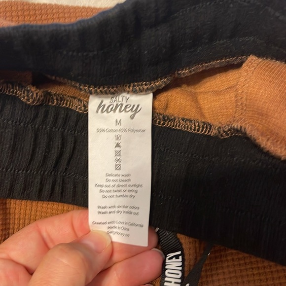 Salty Honey CHOSEN COMFORT ZONE LOUNGE SET in Rust ~ Medium - Picture 11 of 14